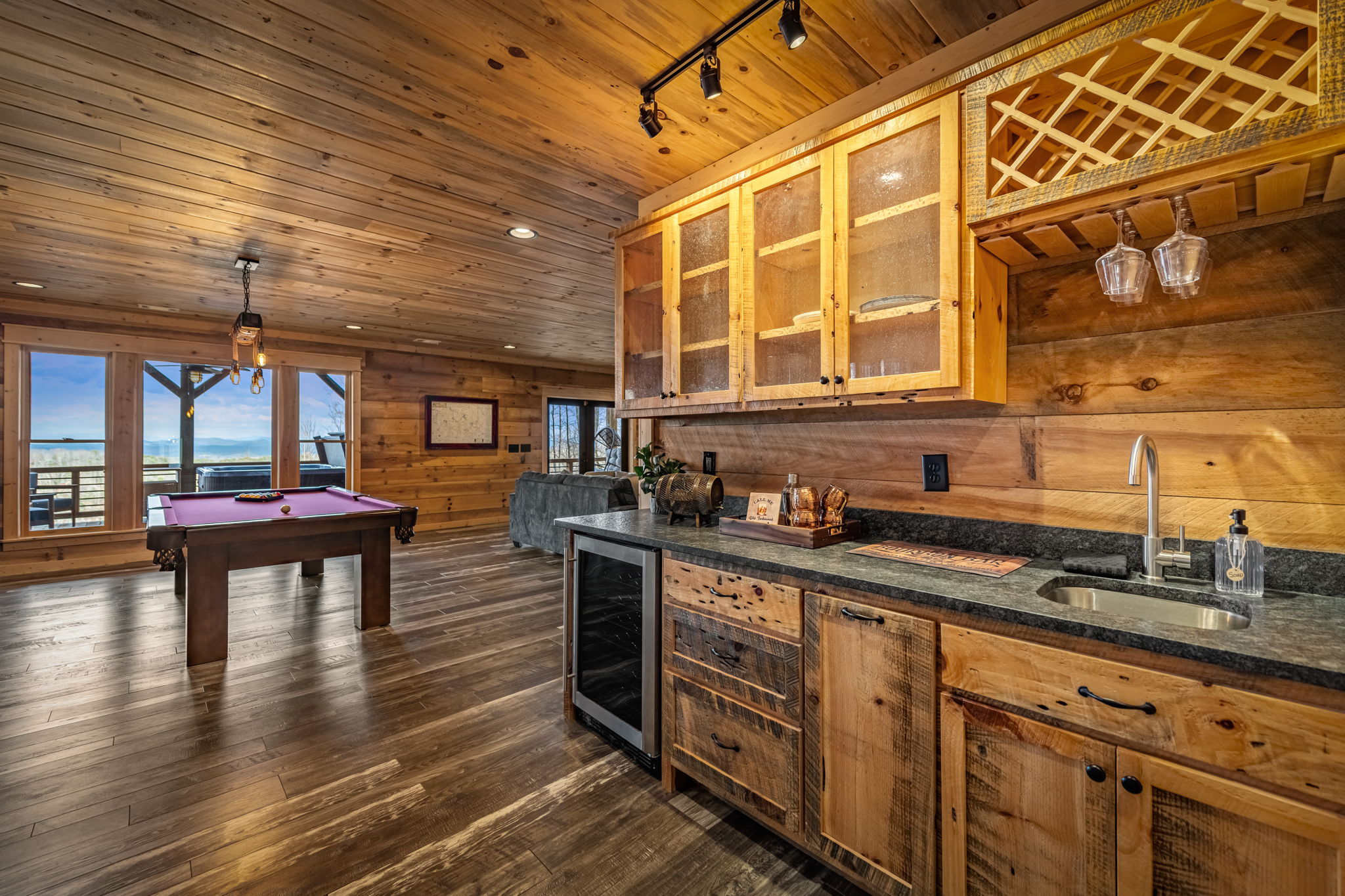 North Georgia wine tasting near Blue Ridge GA cabin rental